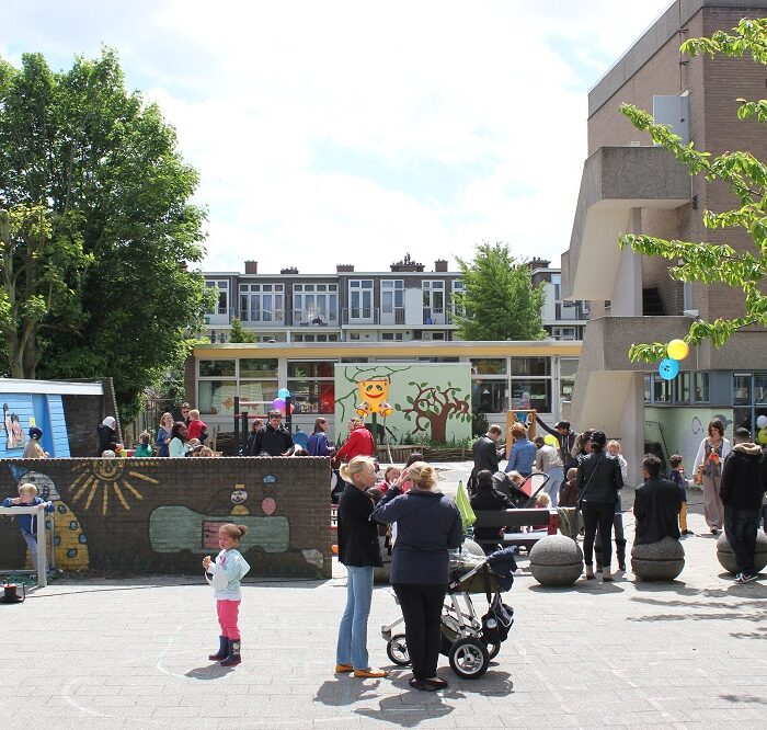 schoolplein feestweek bij bso 2vriendjes in bezuidenhout den haag