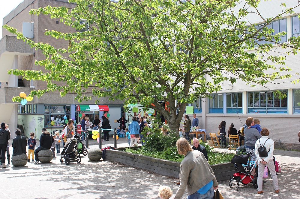 schoolplein bij bso 2vriendjes in bezuidenhout den haag