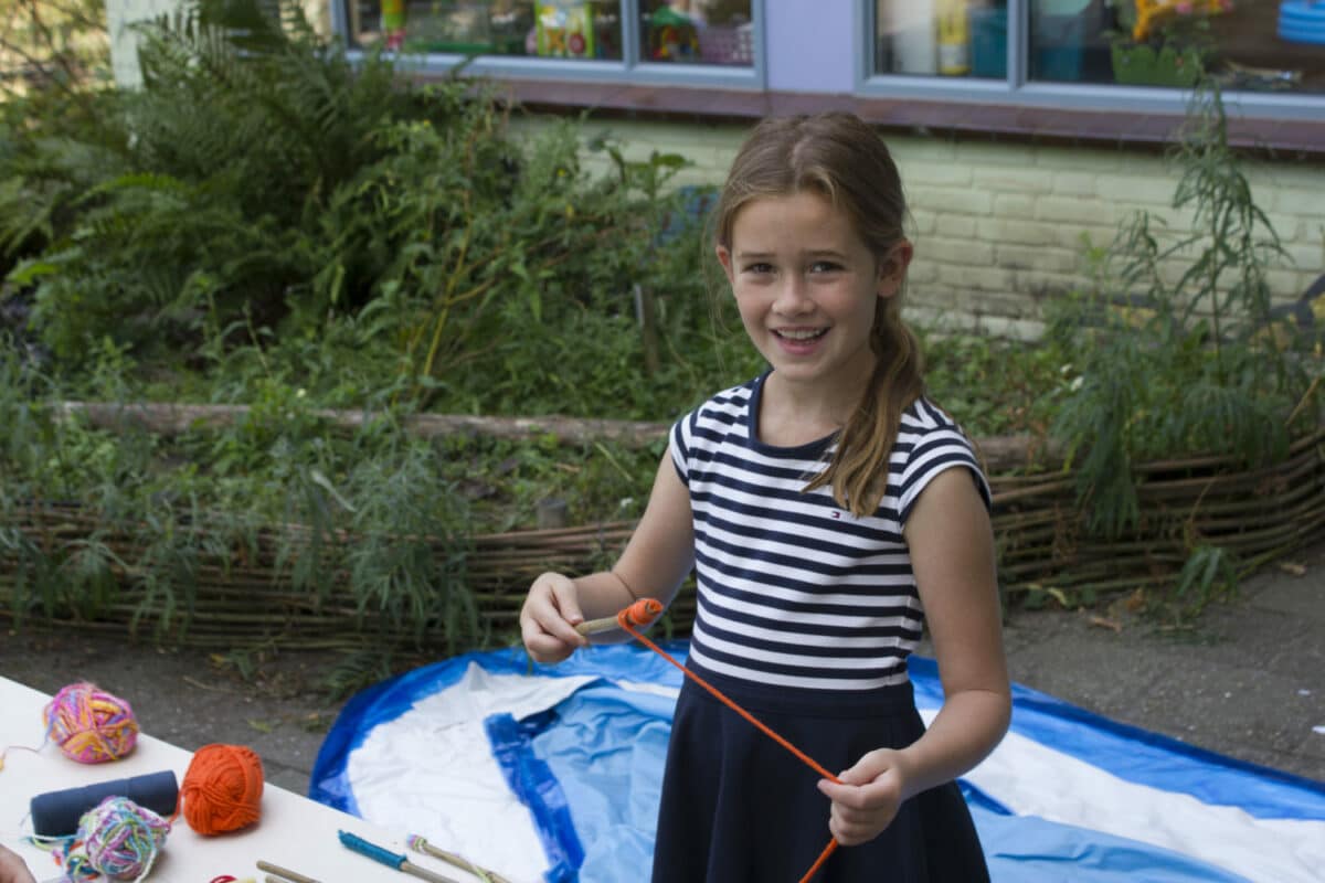 meisje bij bso 2vriendjes in bezuidenhout den haag