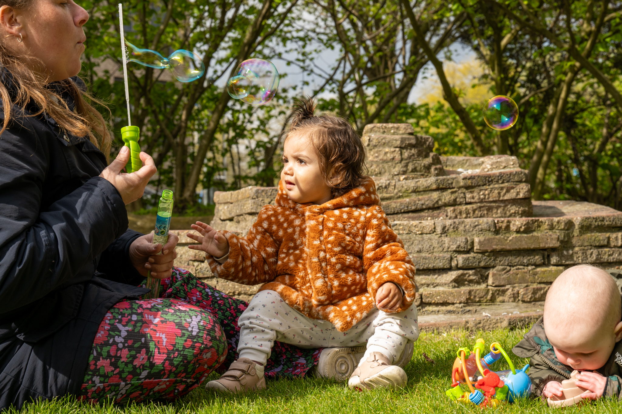 buitenspelen bij kinderdagverblijf 2zwanen in ypenburg